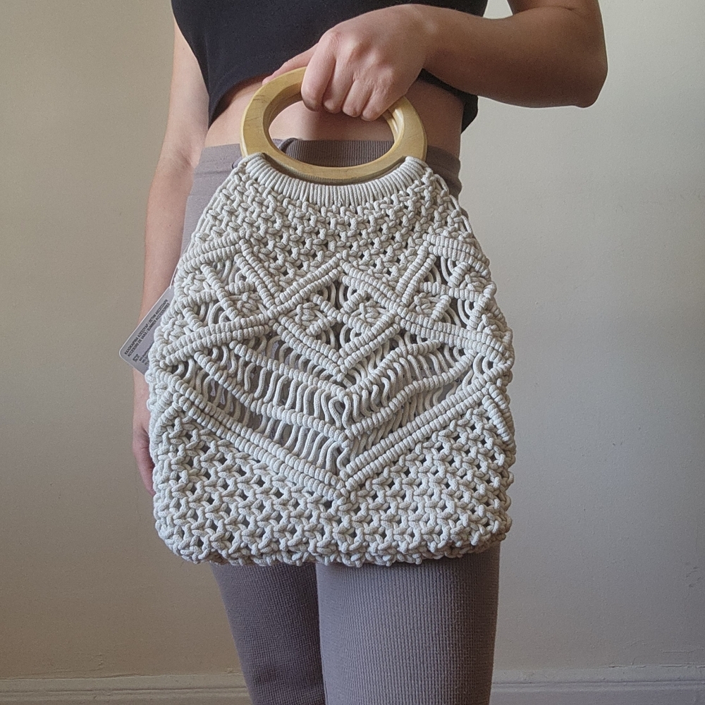 Wowen Bag with Wood handle